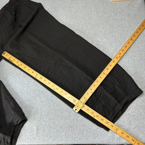 Cut Loose Black Textured Wide Barrel Leg Cropped Pants Womens Medium NWT - Picture 9 of 12